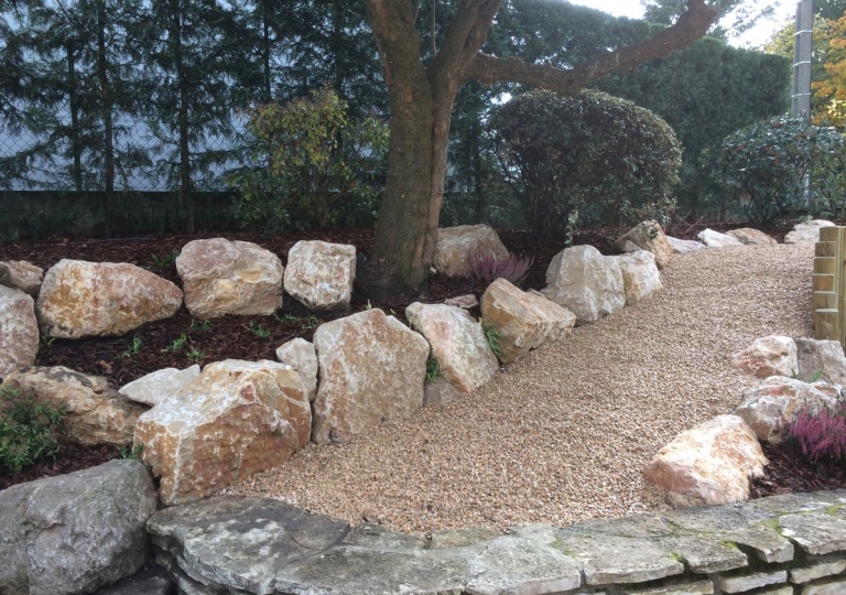 Création d'un jardin d'ornement à Montbrison