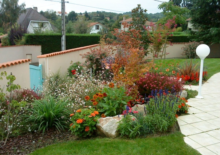 Aménagement d'un jardin d'ornement à Montbrison