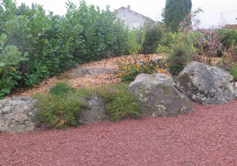 Création d'une rocaille